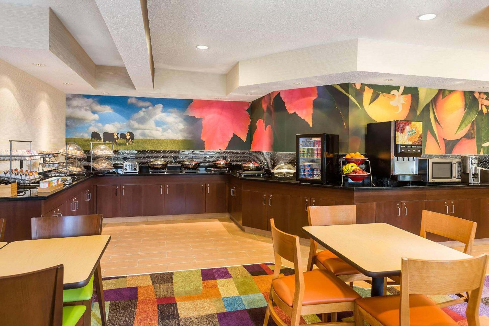 Fairfield Inn & Suites Гранд-Рапидс Экстерьер фото