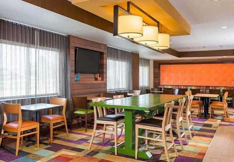 Fairfield Inn & Suites Гранд-Рапидс Экстерьер фото